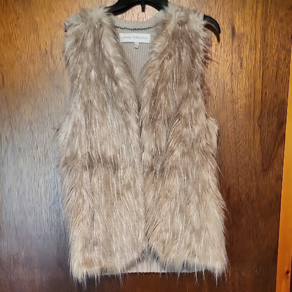 Faux Fur Vest in Beige